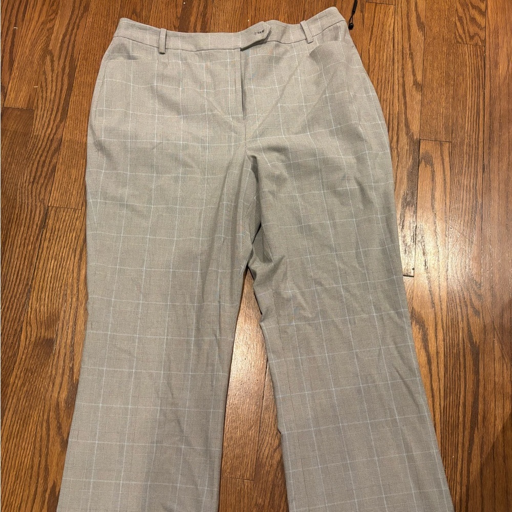 Calvin Klein NWT size 14P dress pants